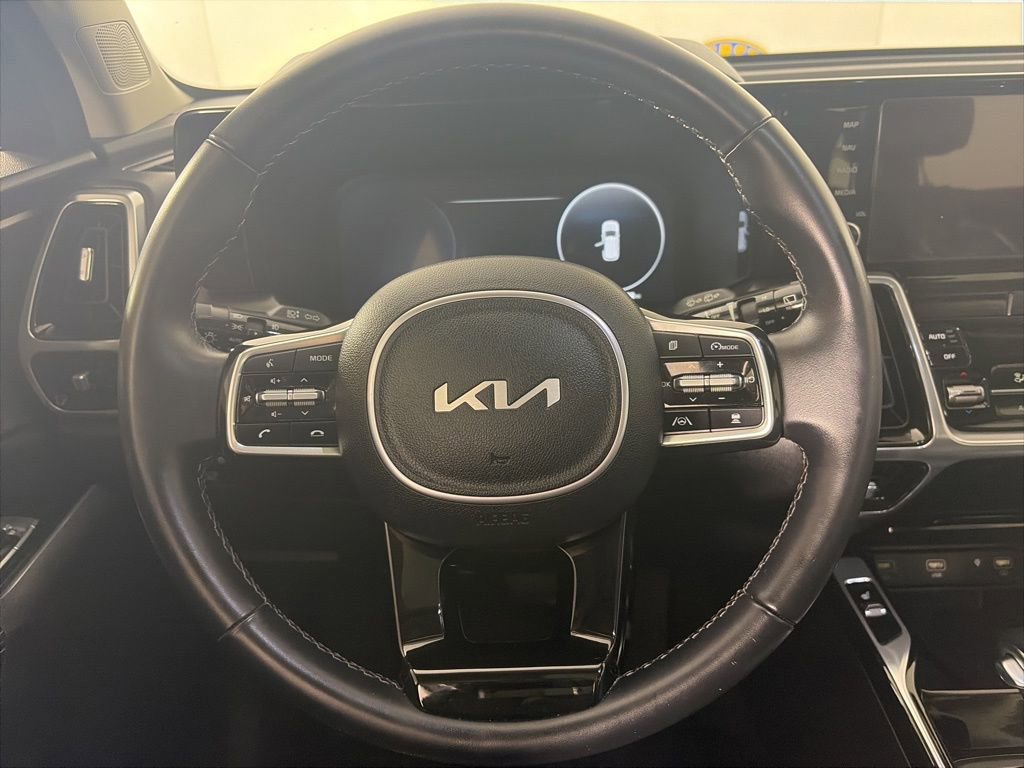 Certified 2023 Kia Sorento SX AWD/4WD image 6
