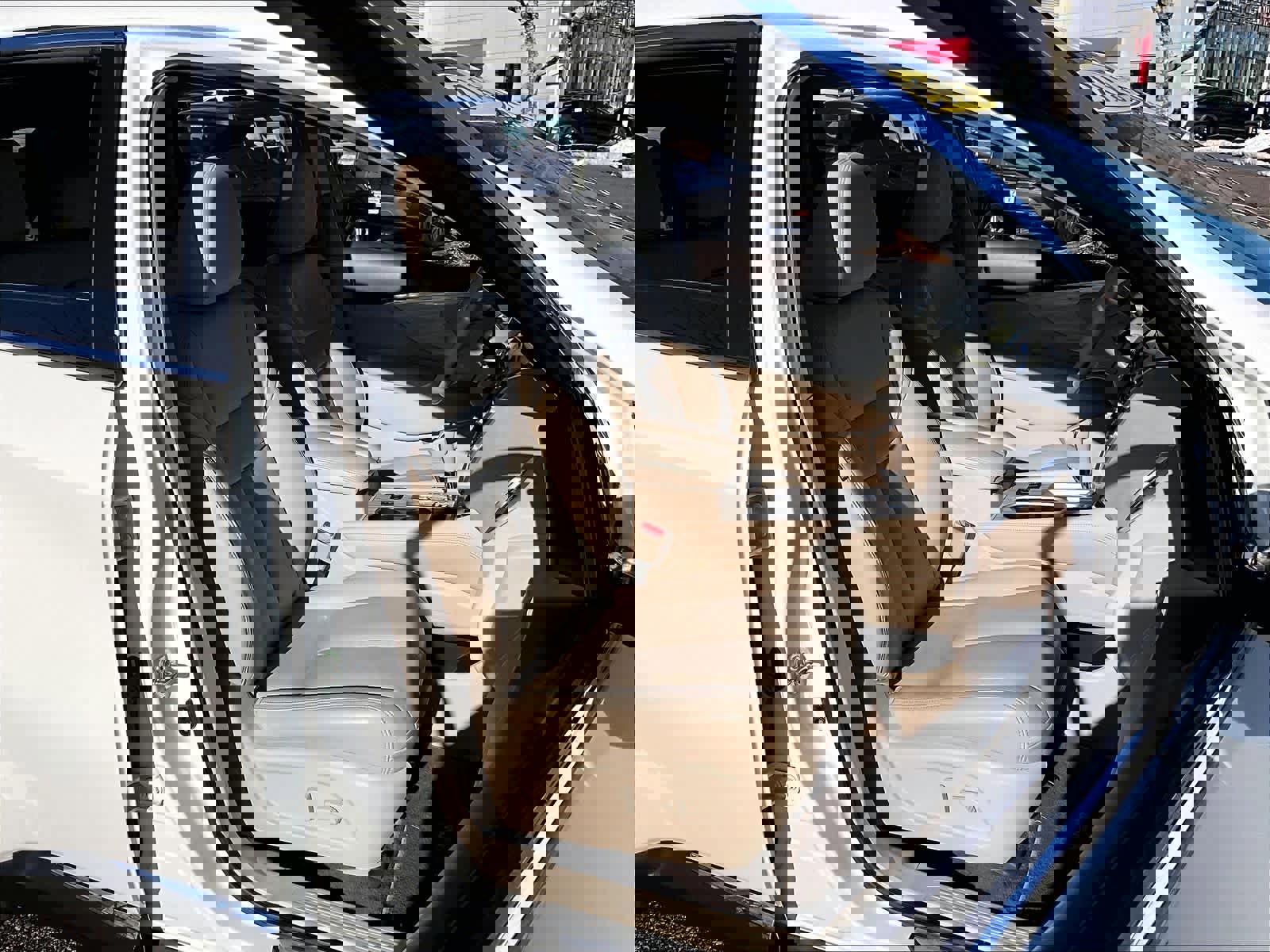 Used 2018 Nissan Murano SL w/ Moonroof Package image 11