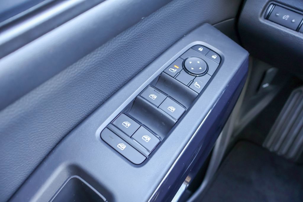 New 2026 Nissan Pathfinder SV image 14