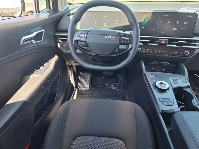 New 2027 Kia Sportage S FWD image 7
