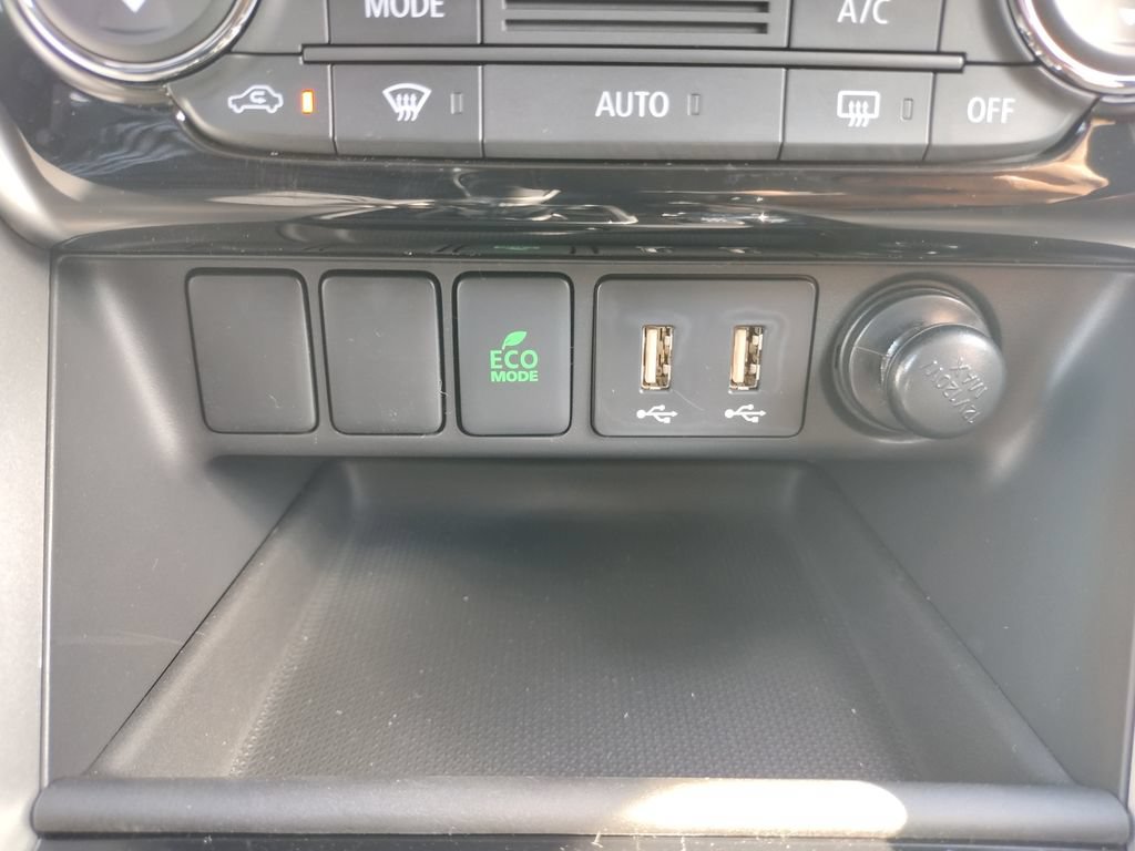 New 2026 Mitsubishi Eclipse Cross LE AWD/4WD image 17