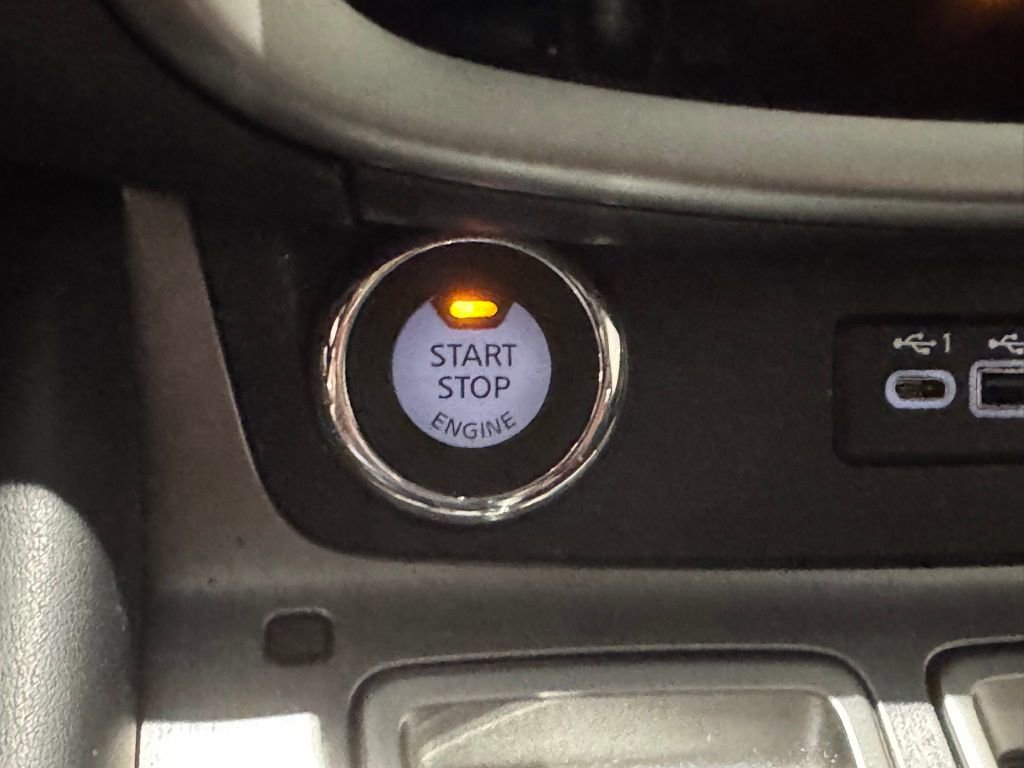 Certified 2022 Nissan Murano SL w/ SL Moonroof Package image 34