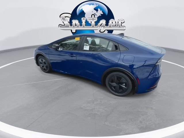 New 2026 Toyota Prius Plug-In Hybrid FWD image 7