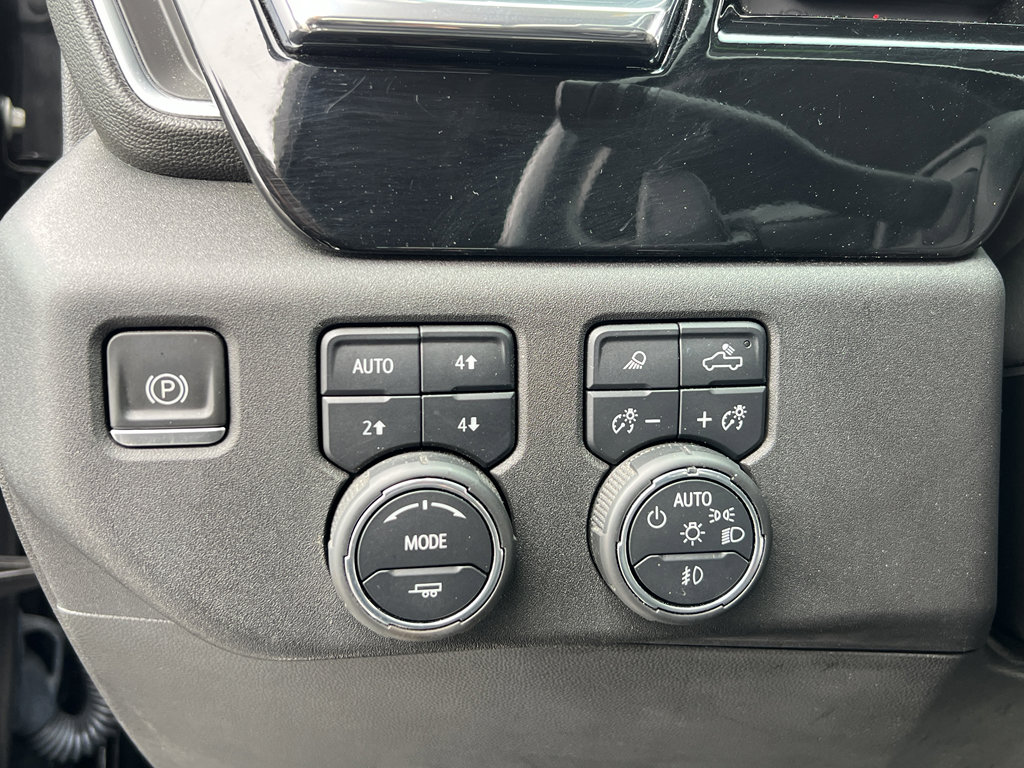 Used 2023 Chevrolet Silverado 1500 LTZ w/ Z71 Off-Road Package image 18