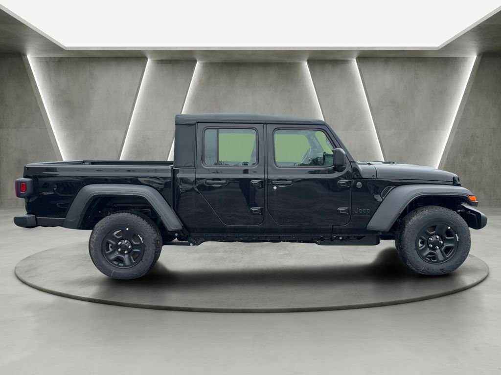 New 2026 Jeep Gladiator Sport AWD/4WD image 8