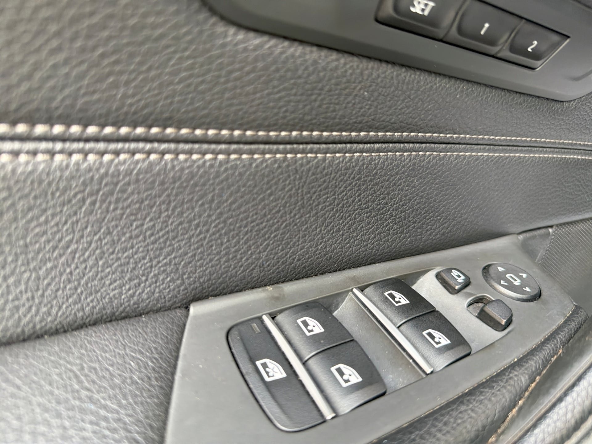 Used 2018 BMW 530i RWD image 15