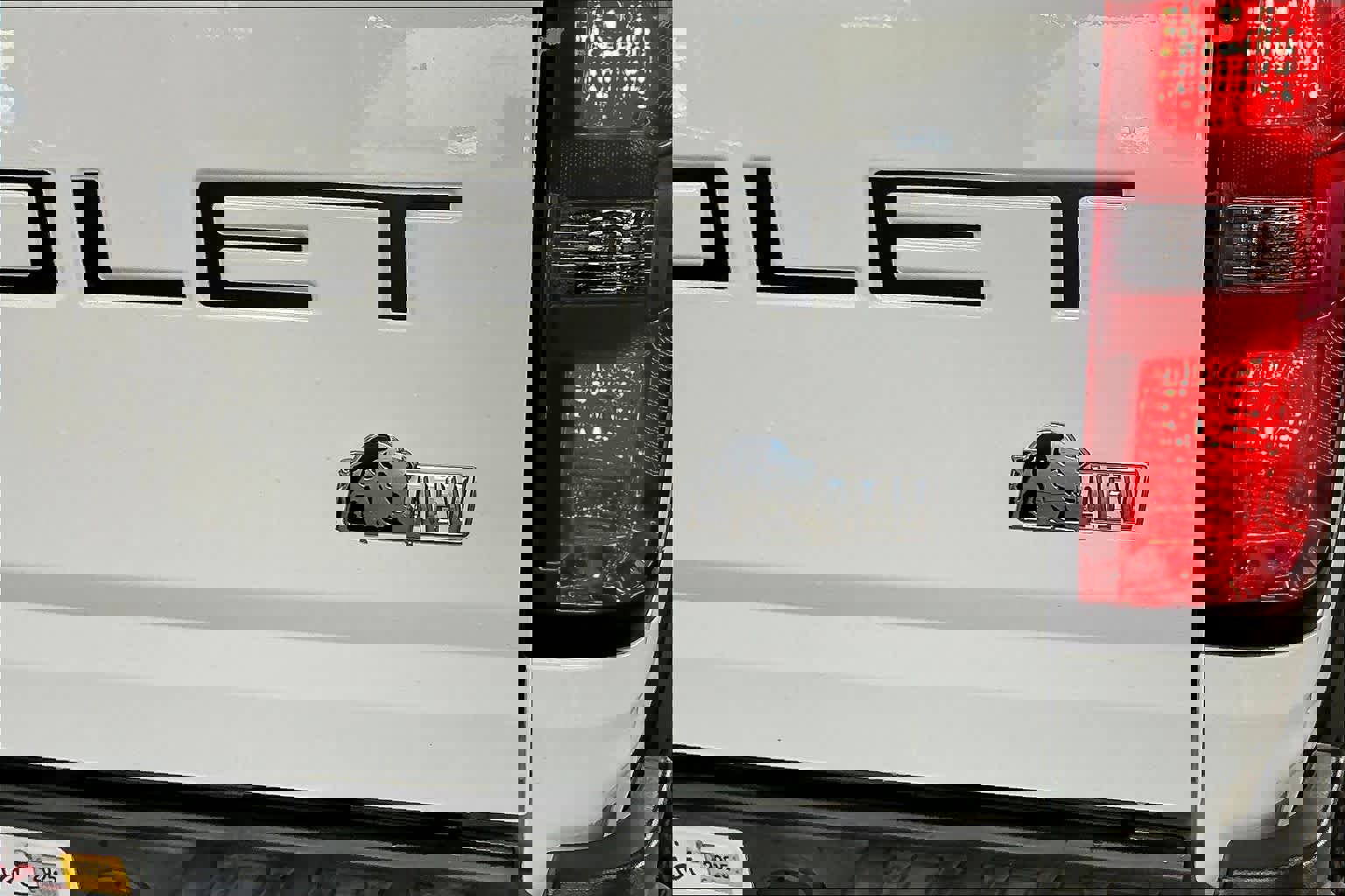 Used 2021 Chevrolet Colorado ZR2 w/ Colorado ZR2 Bison Edition image 11