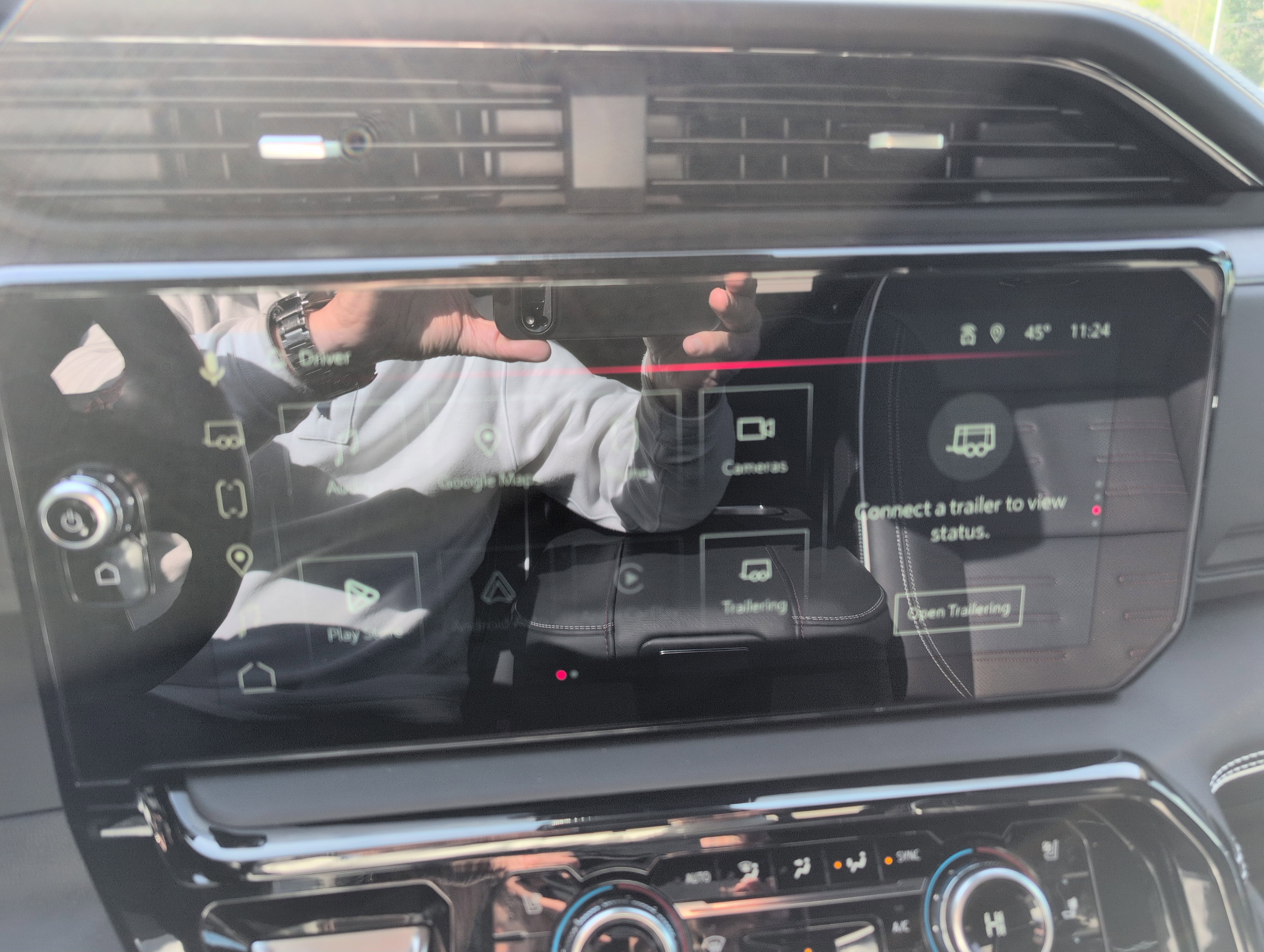 Used 2025 GMC Sierra 1500 AT4X image 23