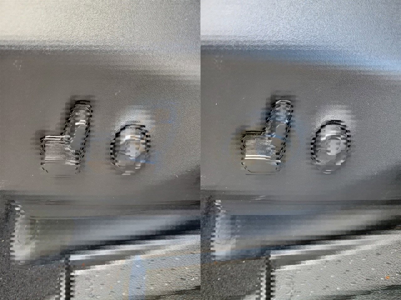 Used 2025 Chrysler Pacifica Select image 14