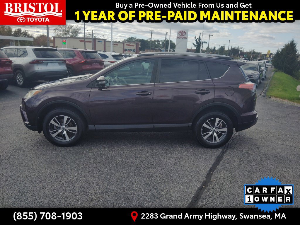 Used 2018 Toyota RAV4 XLE AWD/4WD image 4