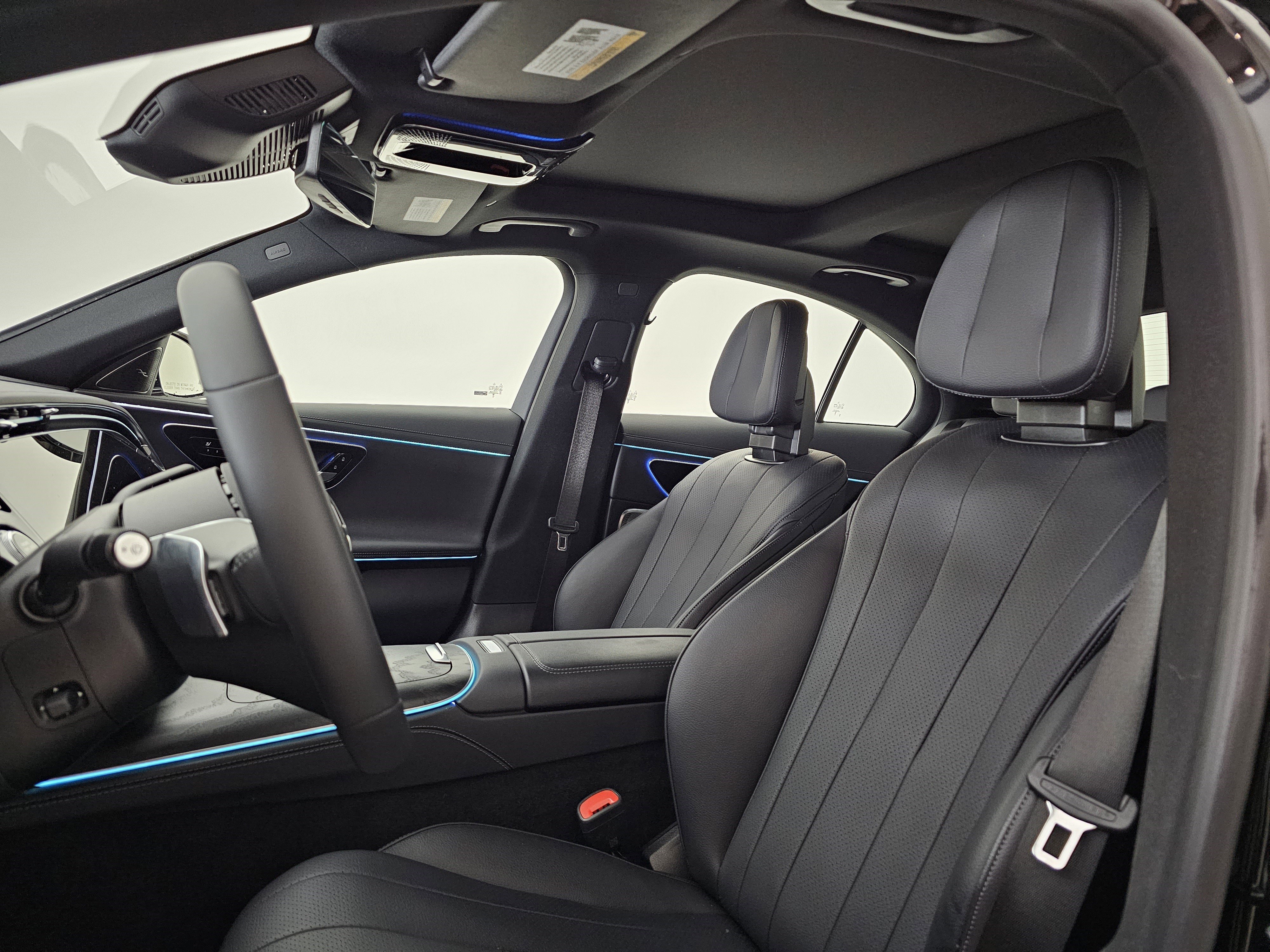 Used 2024 Mercedes-Benz E 350 4MATIC Sedan image 10