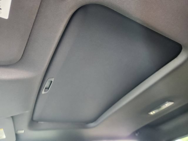 Used 2025 Chevrolet Silverado 1500 High Country w/ High Country Premium Package AWD/4WD image 27