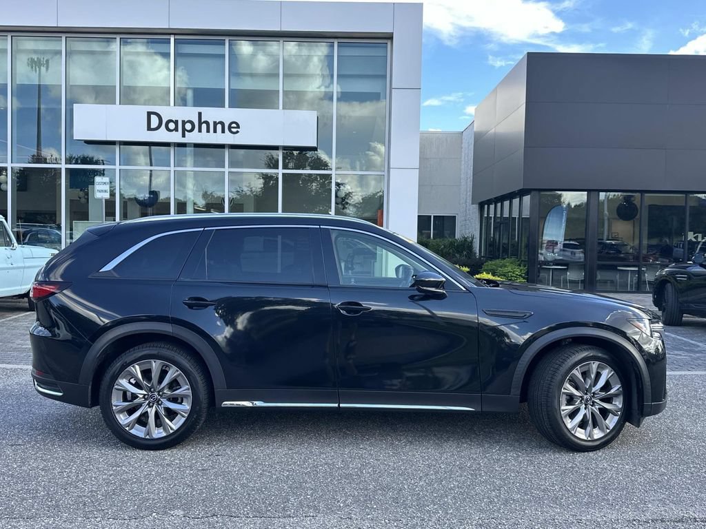 Used 2024 MAZDA CX-90 3.3 Turbo w/ Premium Package AWD/4WD image 4