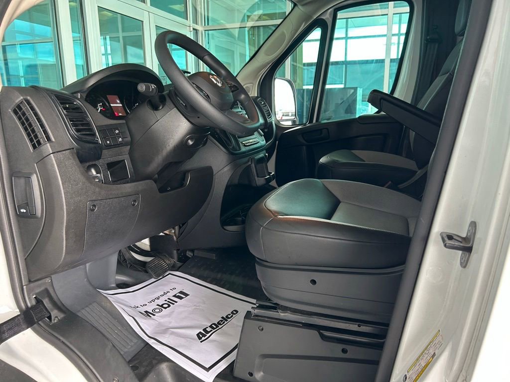 Used 2026 RAM ProMaster 2500 w/ Convenience Group FWD image 10