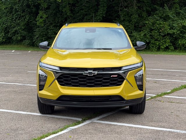 Used 2025 Chevrolet Trax RS w/ Driver Confidence Package FWD image 20