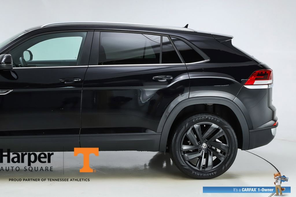 Used 2023 Volkswagen Atlas Cross Sport SE FWD image 4