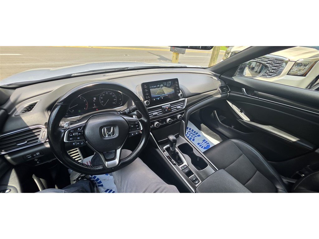 Used 2022 Honda Accord Sport image 13