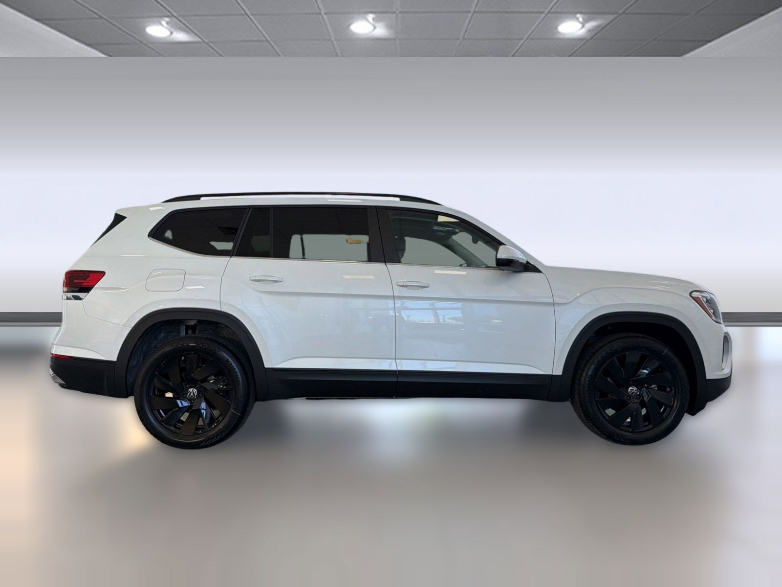 New 2026 Volkswagen Atlas SE FWD image 8