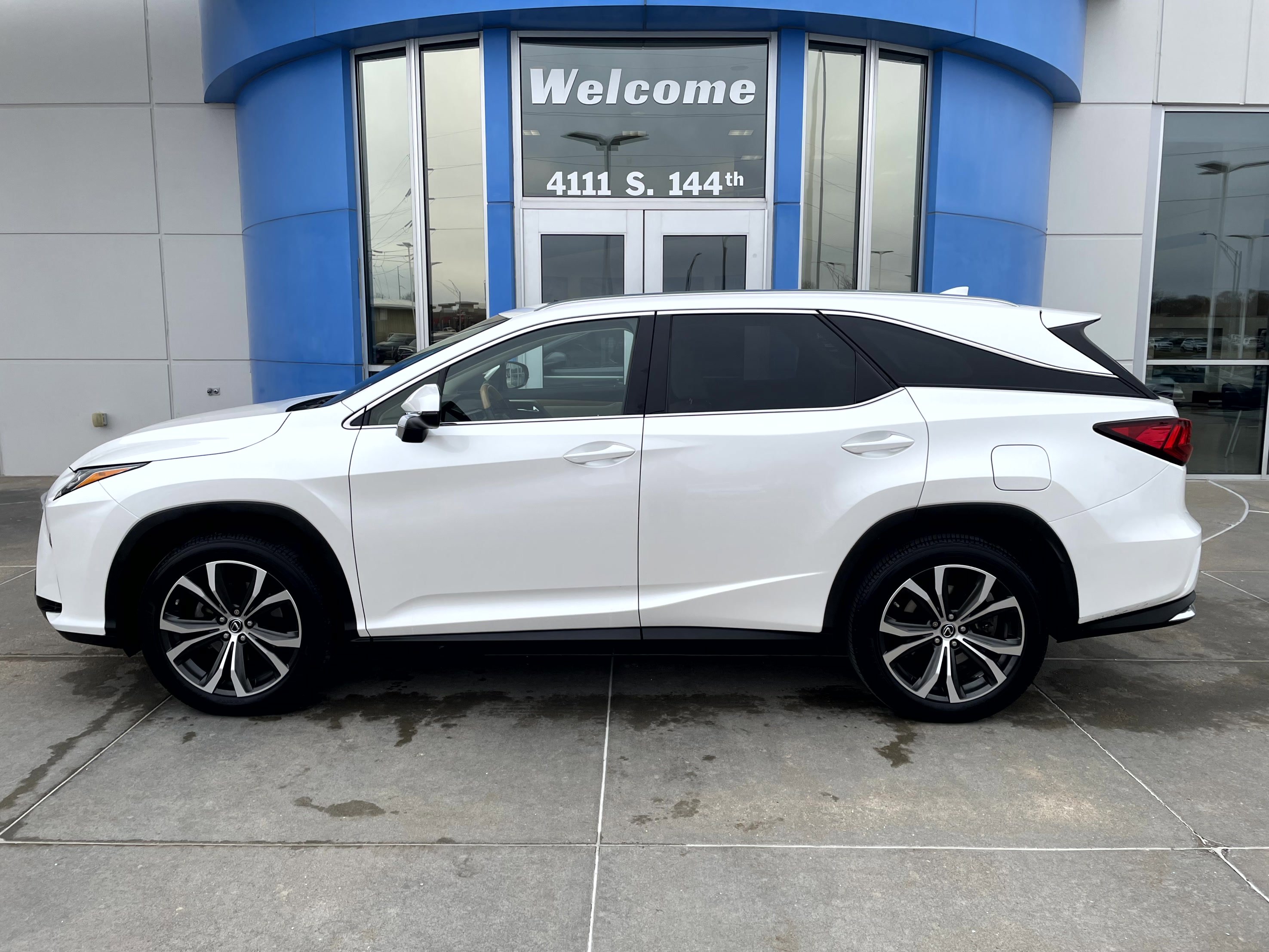Used 2019 Lexus RX 350L Luxury image 1