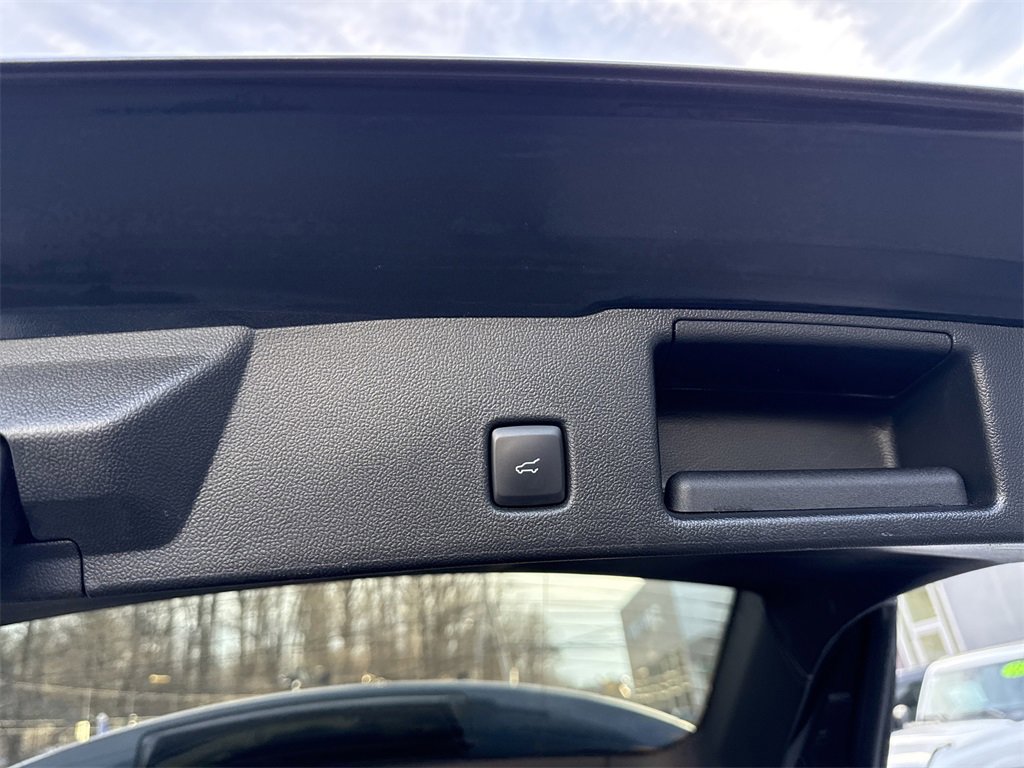 Used 2022 Ford Escape SEL image 22