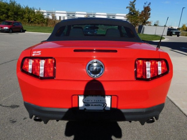 Used 2012 Ford Mustang GT image 3