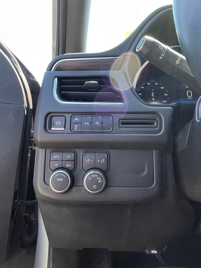Used 2023 Chevrolet Tahoe LT AWD/4WD image 12