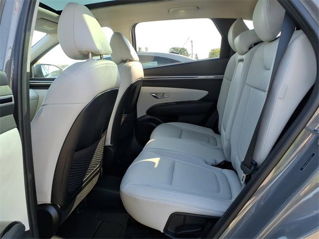 Used 2024 Hyundai Tucson Limited image 15