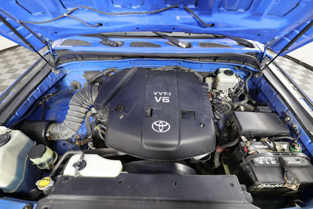 Used 2007 Toyota FJ Cruiser 2WD image 32