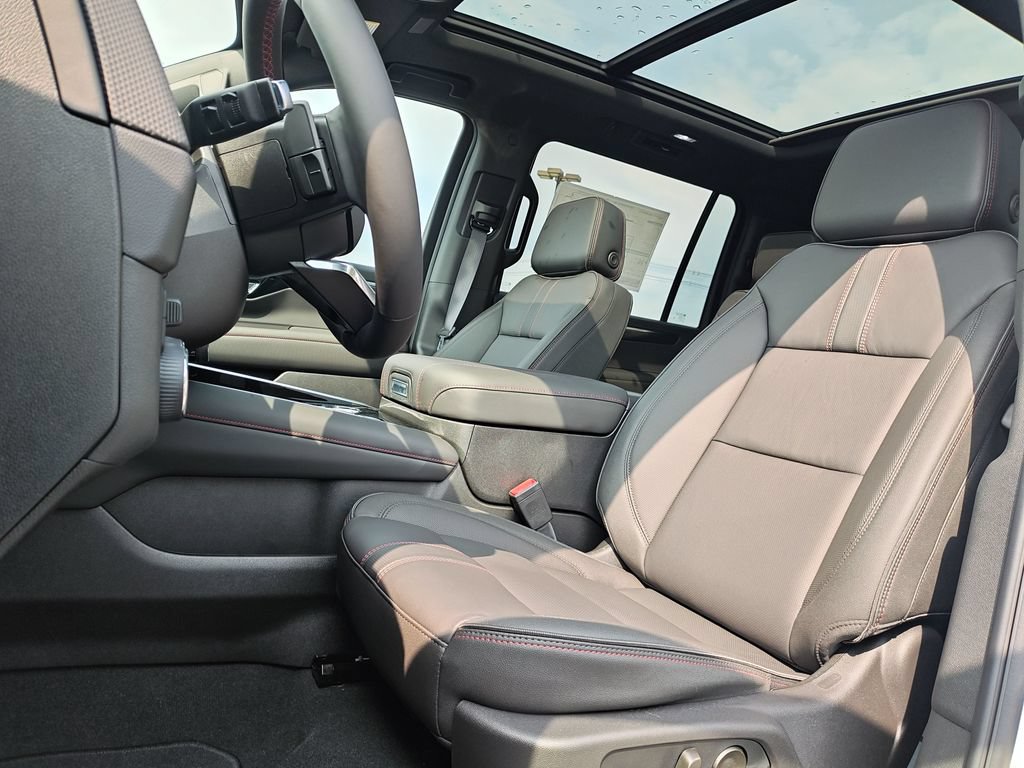 New 2026 Chevrolet Suburban RST w/ Advanced Technology Package AWD/4WD image 13