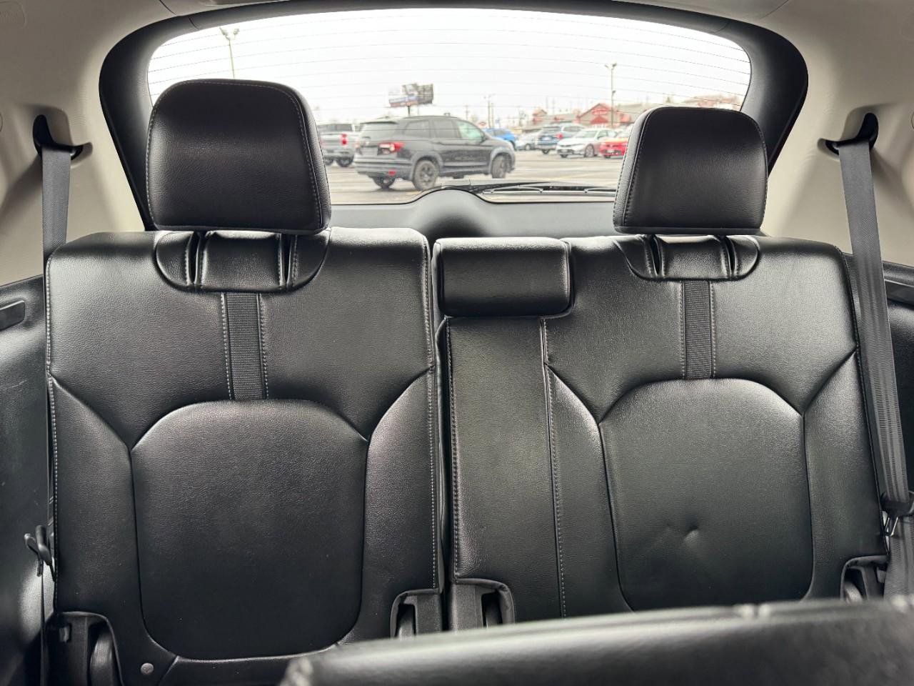 Certified 2023 Honda Pilot Touring image 12