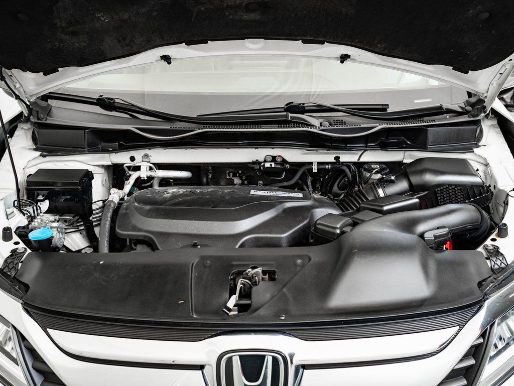Used 2018 Honda Odyssey Elite image 48