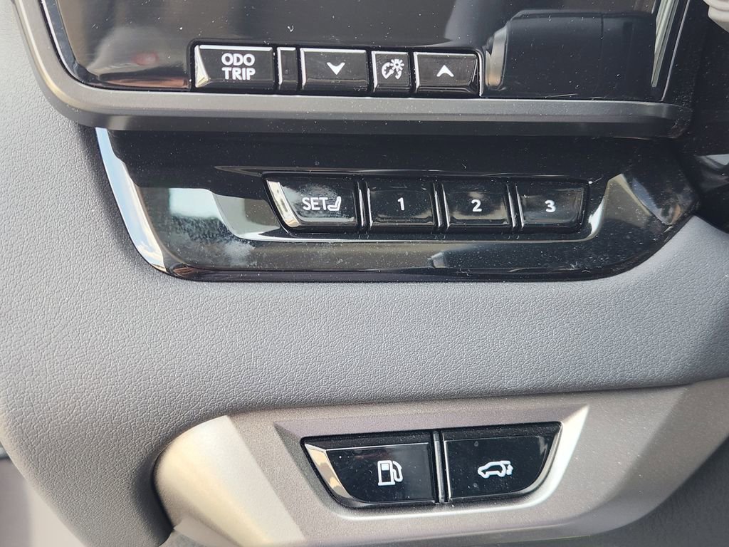 Used 2025 Lexus RX 350 Premium Plus w/ Accessory Package (Z1) FWD image 21