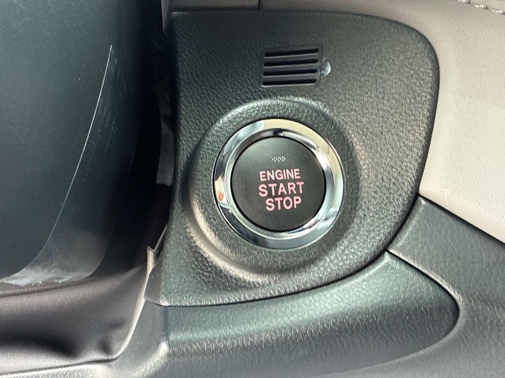 New 2025 Subaru Outback Limited w/ Popular Package #2 image 31