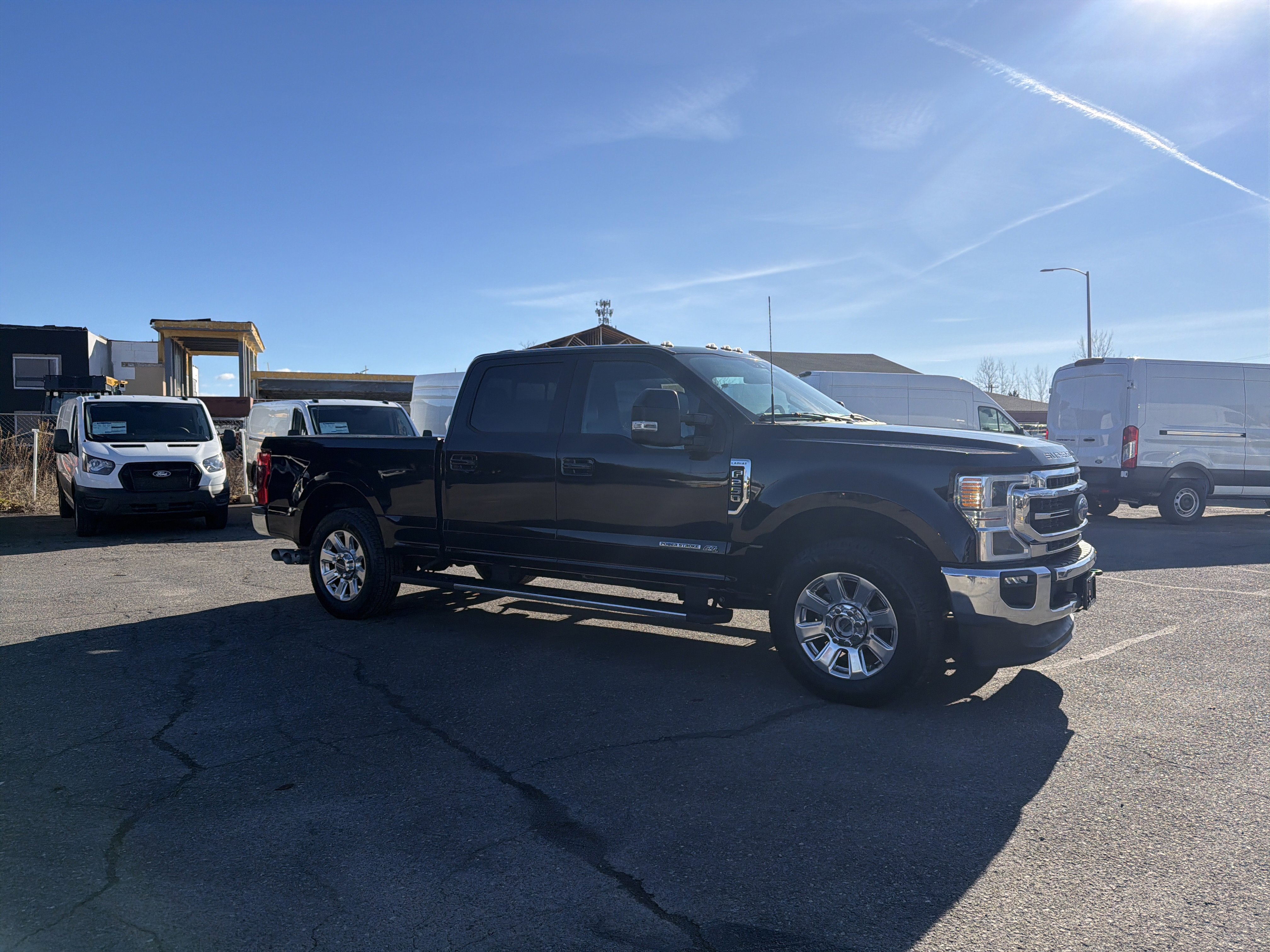 Used 2022 Ford F250 Lariat w/ Lariat Ultimate Package image 3