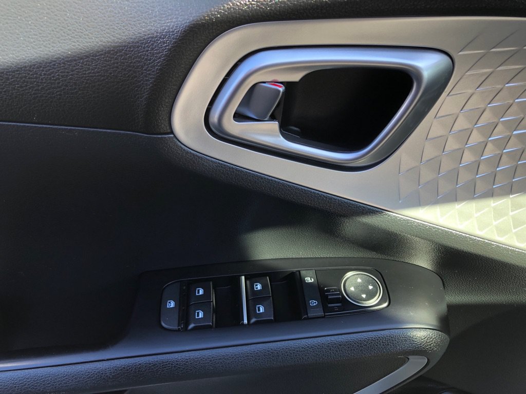 Used 2024 Kia Soul LX FWD image 17