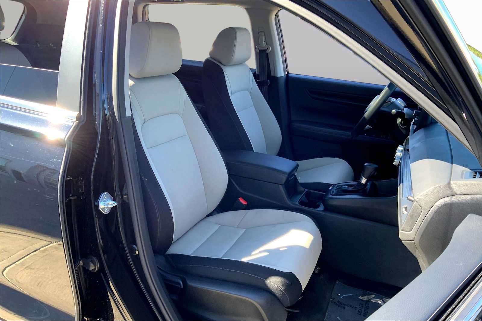 Used 2024 Honda CR-V EX image 6