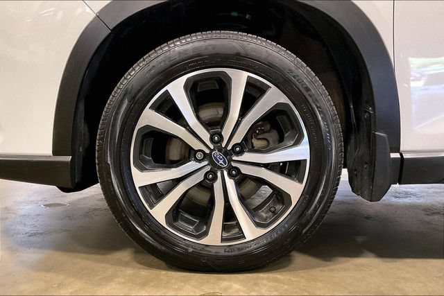 Used 2023 Subaru Forester Limited AWD/4WD image 9