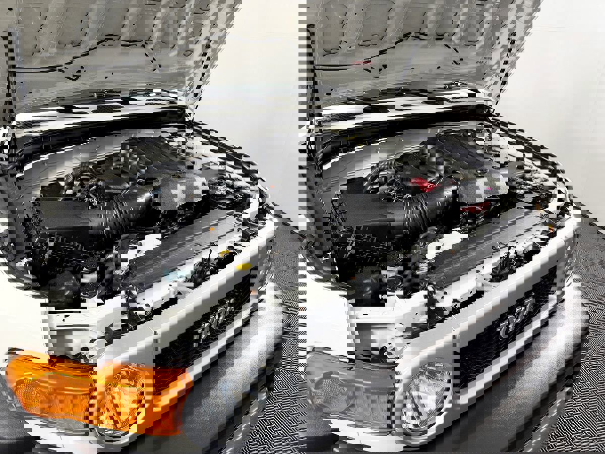 Used 2013 Toyota FJ Cruiser 4WD image 21