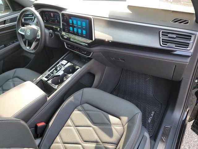 New 2026 Volkswagen Atlas Cross Sport SE image 18