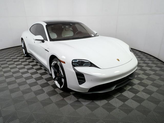 Certified 2023 Porsche Taycan GTS image 29