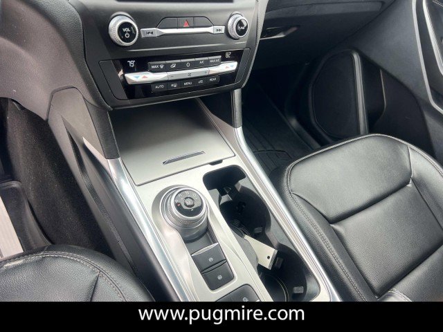 Used 2020 Ford Explorer XLT w/ Equipment Group 202A image 28