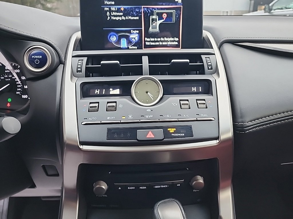 Used 2018 Lexus NX 300h AWD image 22