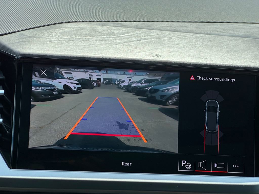 Used 2023 Audi Q4 e-tron Premium Plus w/ Premium Plus image 16