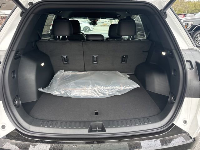 New 2026 GMC Terrain AT4 w/ Convenience Package III image 27