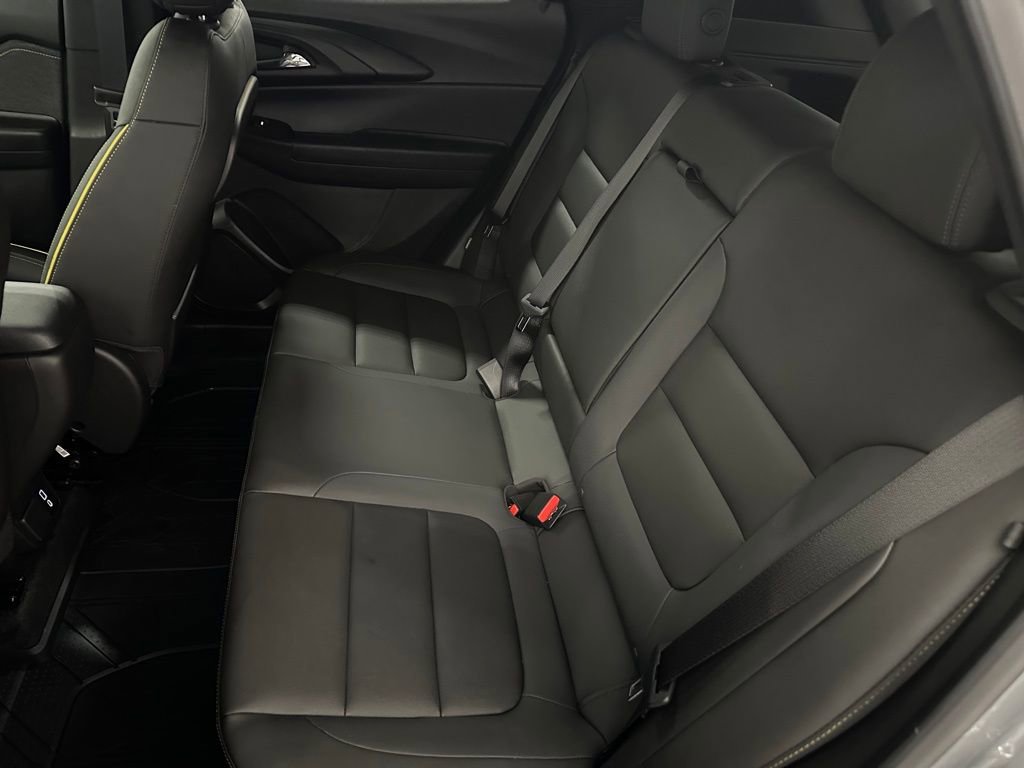 Certified 2025 Chevrolet TrailBlazer ACTIV w/ Convenience Package image 18