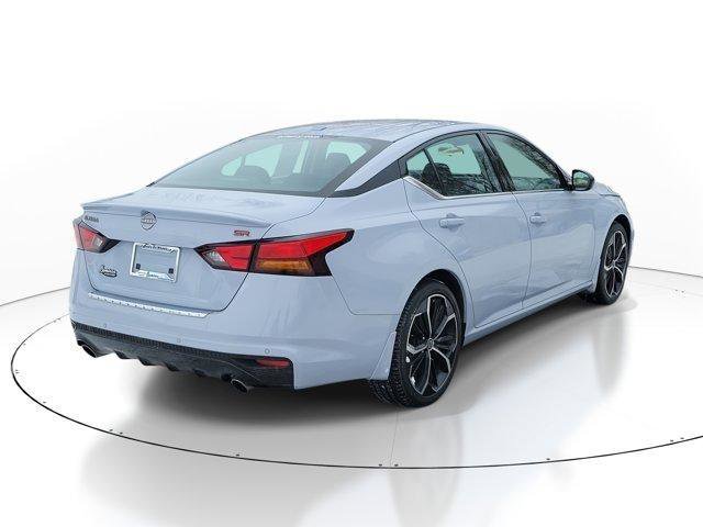 Used 2023 Nissan Altima 2.5 SR image 4
