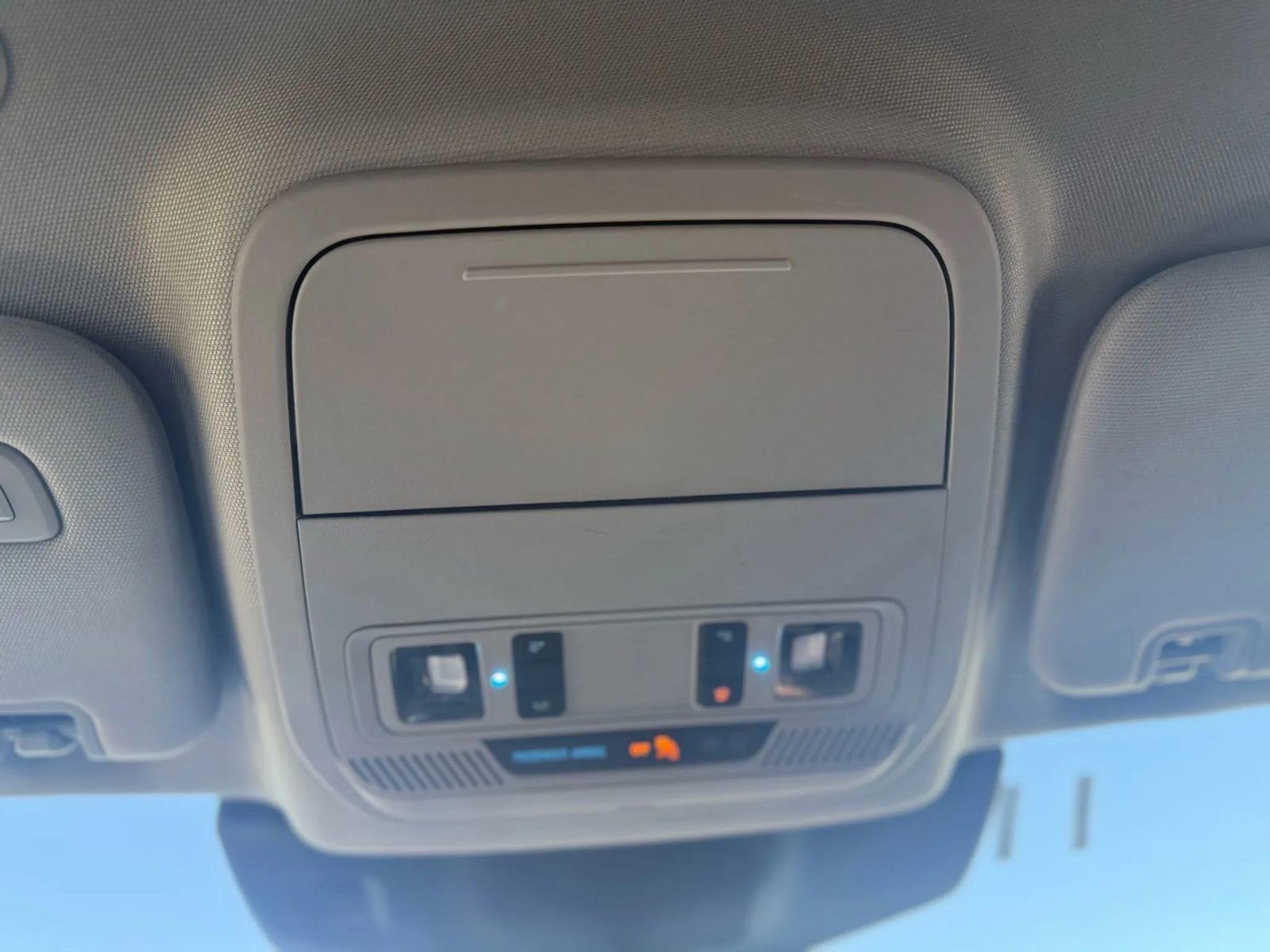 Used 2023 Ford Explorer Limited image 38