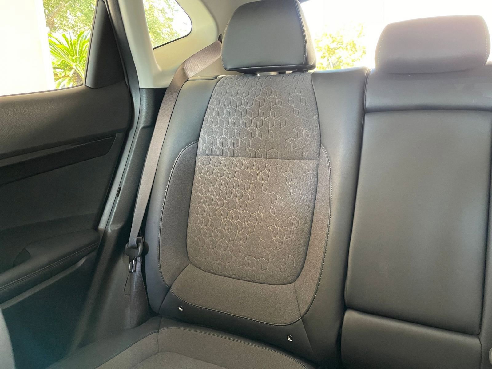 Used 2025 Kia Seltos S FWD image 35