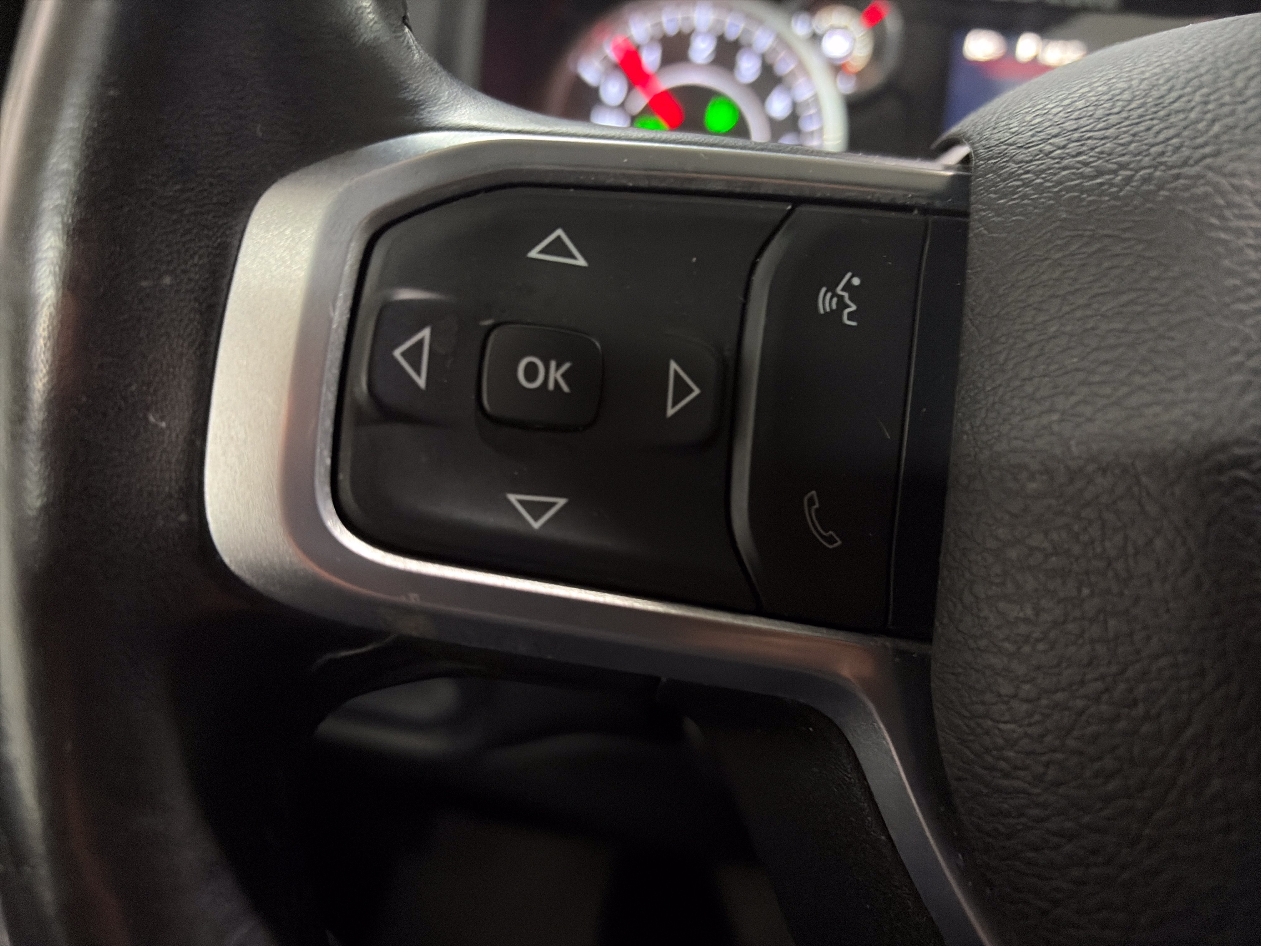 Used 2024 RAM 2500 Big Horn AWD/4WD image 15