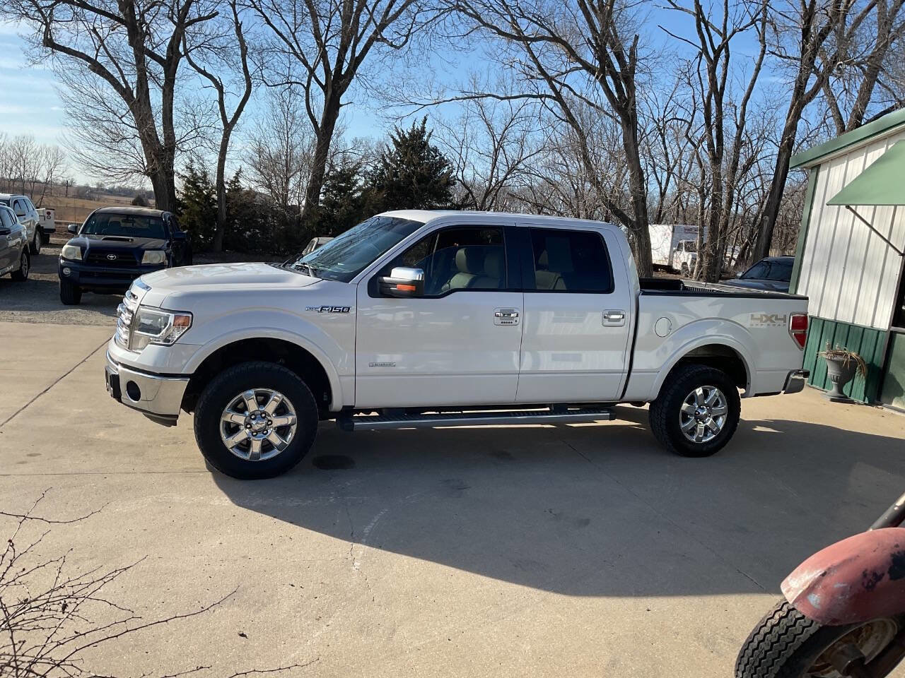 Used 2014 Ford F150 Lariat w/ Equipment Group 502A Luxury AWD/4WD image 6